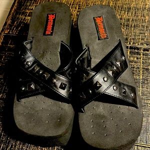 Dolls kill platforms